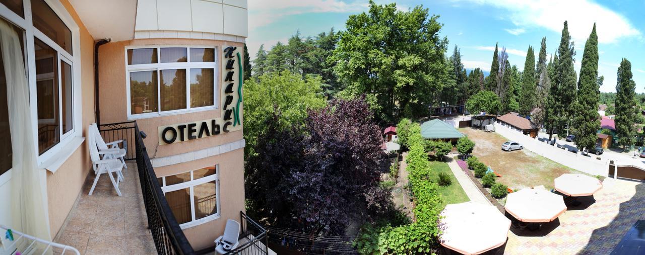 Hotel Kiparis Pizunda Bagian luar foto