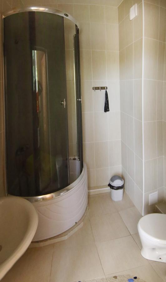 Hotel Kiparis Pizunda Bagian luar foto